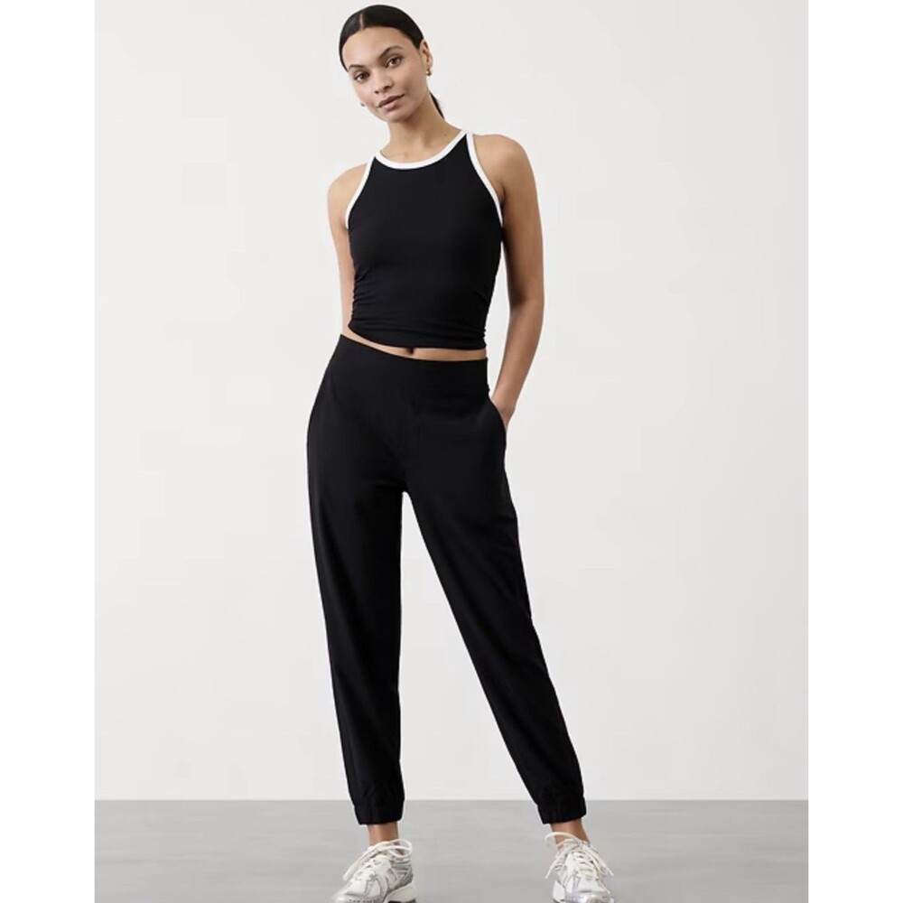 Athleta Small 6 Brooklyn Mid Rise Ankle Pant Lightweight Black Casual Jogger